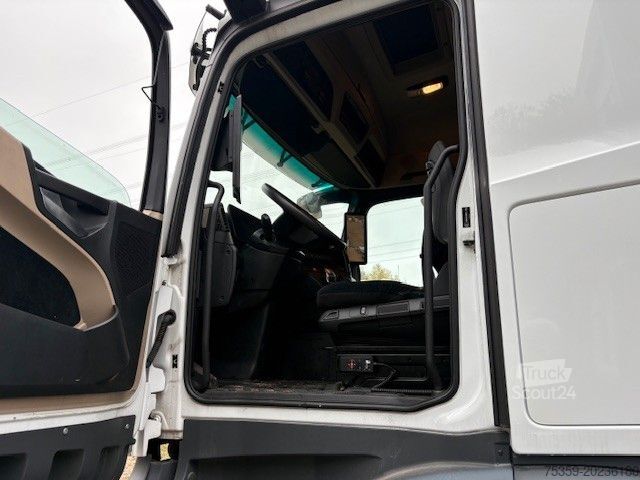 Cap tractor standard MERCEDES-BENZ Actros 5 L-Fahrerhaus 1846