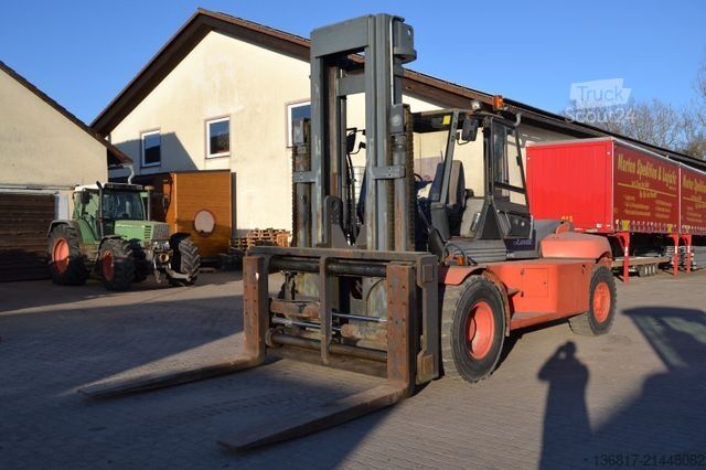 Chariot élévateur frontal LINDE H140D/02