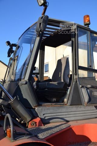 Chariot élévateur frontal LINDE H140D/02