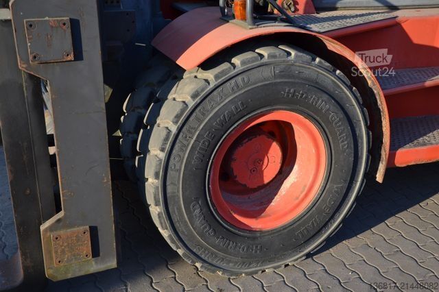 Chariot élévateur frontal LINDE H140D/02