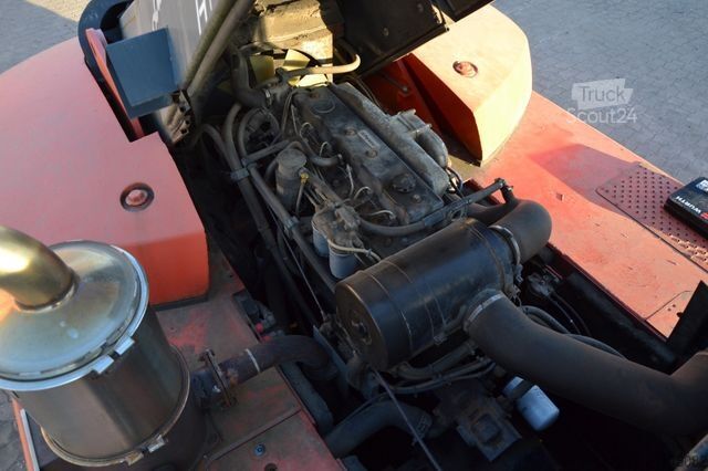 Chariot élévateur frontal LINDE H140D/02