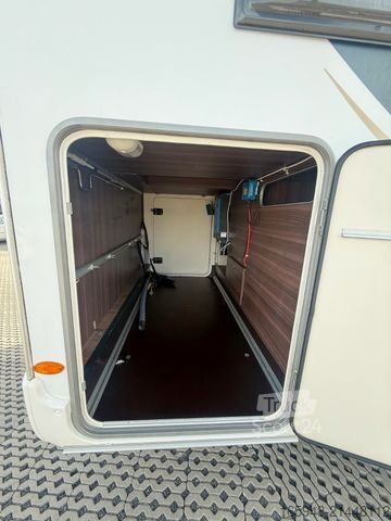 Półzintegrowany kamper BÜRSTNER Nexxo T 690 "Fifty Five Edition"Automatik*