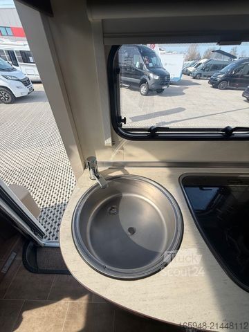 Półzintegrowany kamper BÜRSTNER Nexxo T 690 "Fifty Five Edition"Automatik*