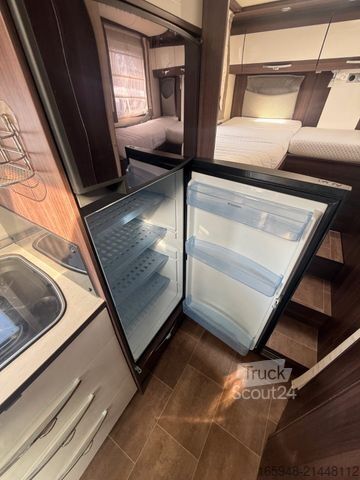 Półzintegrowany kamper BÜRSTNER Nexxo T 690 "Fifty Five Edition"Automatik*