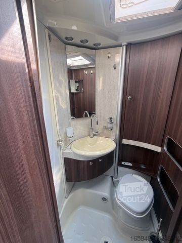 Półzintegrowany kamper BÜRSTNER Nexxo T 690 "Fifty Five Edition"Automatik*