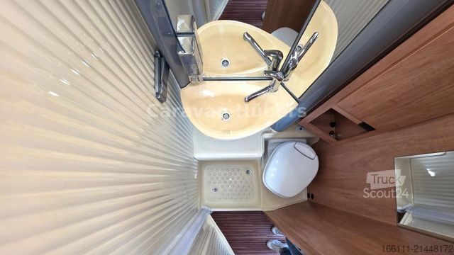 Półzintegrowany kamper DETHLEFFS Globebus T 004 - Einzelbetten -  -