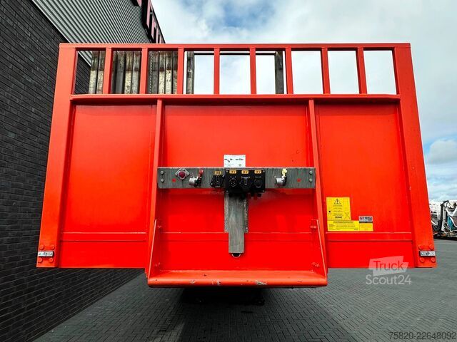 Semi-dieplader LAG O-3-42 3 ASSER SEMIE HYDRAULISCH GESTUURD 2 ASSEN