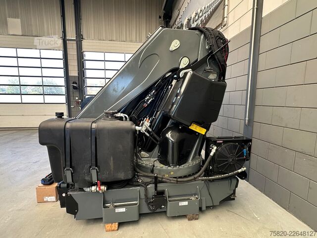 Vrachtwagen met kraan Fassi F .2.27 XHE+JIBL 615+ LIER
