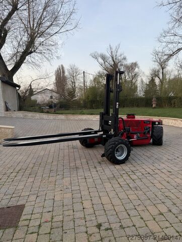 Chariot élévateur tout-terrain embarqué PALFINGER BM 214