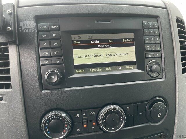 Dubă cu caroserie tip cutie Mercedes-Benz Sprinter 316 CDI NAVI+TÜV 01/2028+KEIN POST/DHL