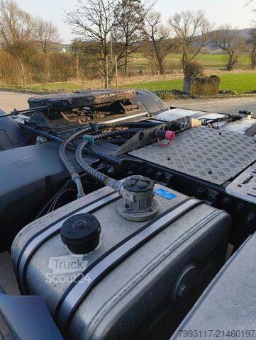 Sunkvežimis ir priekaba DAF XF 106