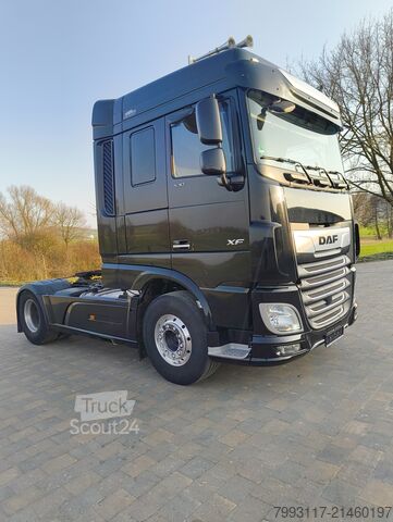 Sunkvežimis ir priekaba DAF XF 106