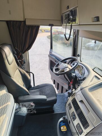 Sunkvežimis ir priekaba DAF XF 106