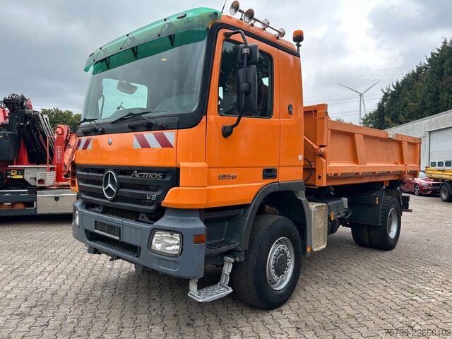 Camión volquete trilateral MERCEDES-BENZ 1850 V8 Actros 3Skipper + Bordmatik ALLRAD