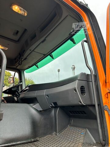 Camión volquete trilateral MERCEDES-BENZ 1850 V8 Actros 3Skipper + Bordmatik ALLRAD