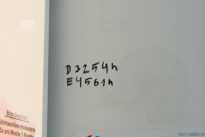 Hladilna polprikolica SCHMITZ CARGOBULL SKO 24/TK SLXi300 /DOPPELSTOCK /BLUMEN