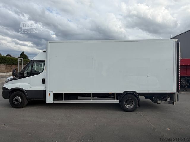 Vrachtwagen met bakwagen IVECO Daily 70c18 HiMatic Luft, Euro6, Lbw. Koffer