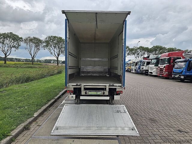 Resväska MERCEDES-BENZ SPRINTER 316 CDI 43 AUT. LAADKLEP