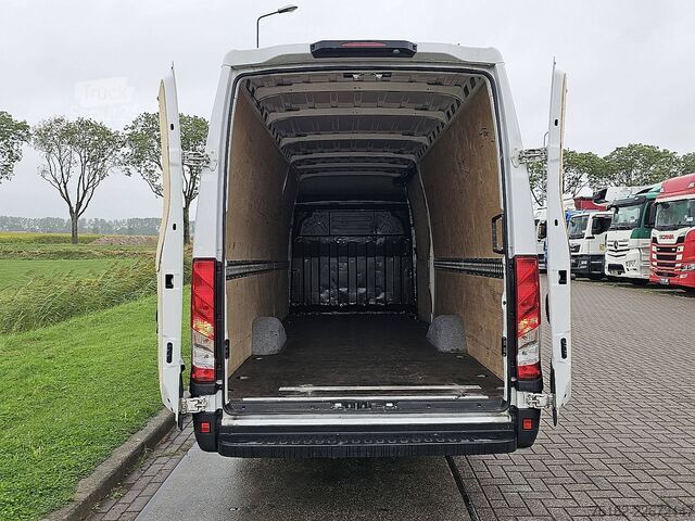 Στέισον βάγκον με ψηλή οροφή IVECO DAILY 35S18 ac aut 3.0ltr EURO6