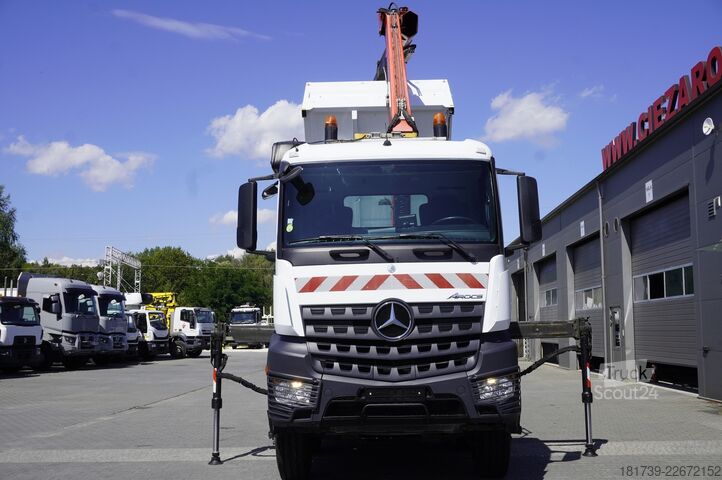 Oboustranný sklápěč Mercedes-Benz Arocs 3236 8x4 / HDS Fassi F155A.0.22