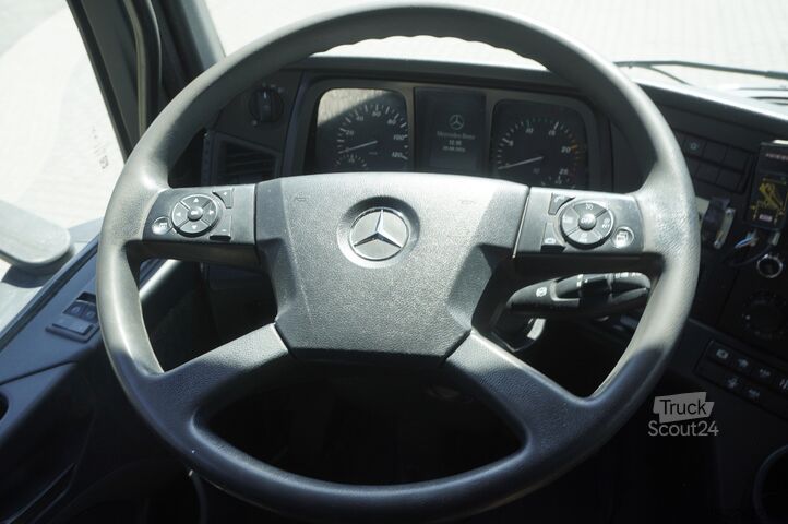 Oboustranný sklápěč Mercedes-Benz Arocs 3236 8x4 / HDS Fassi F155A.0.22