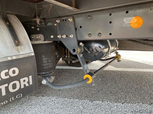 Van personalizado Iveco Eurocargo 60E16 - Furgone in Lega
