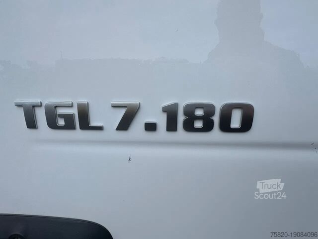 Kranwagen MAN TGL 7.180 4X2 BB BOCKER AK37/4000 + JIB MONTAGE...