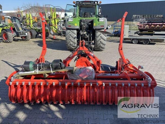 Cultivateur de champs Kuhn HR 3003