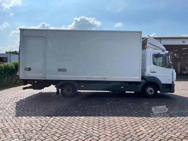 Resväska Mercedes-Benz Atego 916