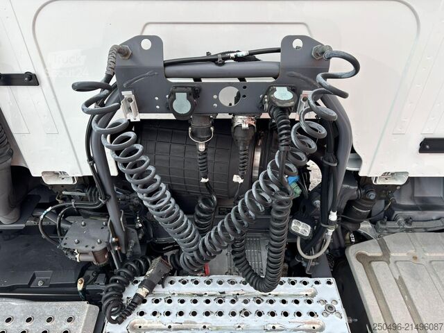 Standardni traktor Volvo FM 460 6x2/4 STEERED PUSHER AXLE / VOLVO DEMO T...