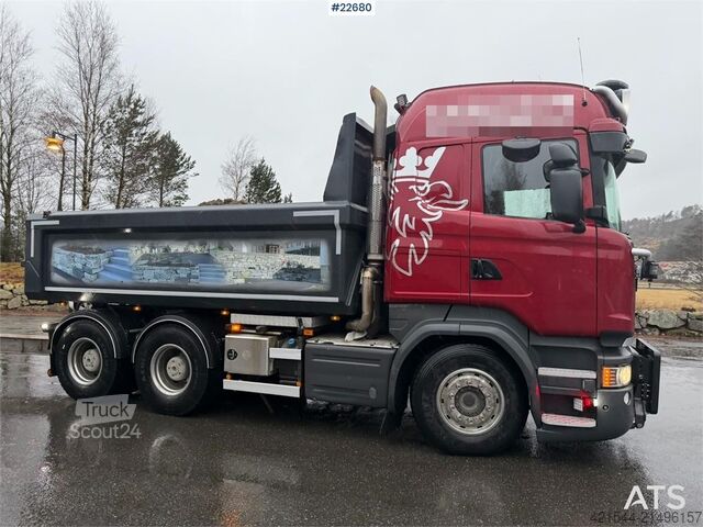 Savivartis Scania R580 6x4 snowplow equipped tipping truck with a 20