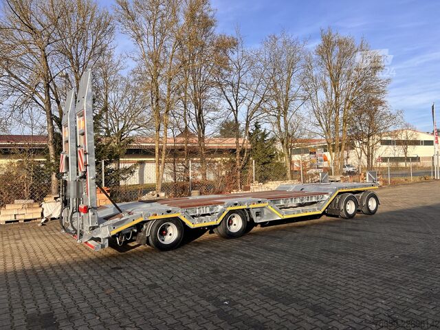 Dieplader oplegger Möslein T 4 VB H1 R  neuer 4 Achs Tieflader + Radmulden