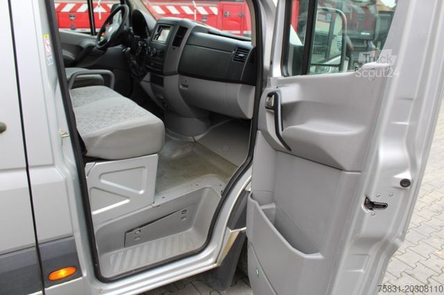 Umpikorja-auto VOLKSWAGEN Crafter 2.5 TDI Kasten 3,5 t + AHK, Klima,