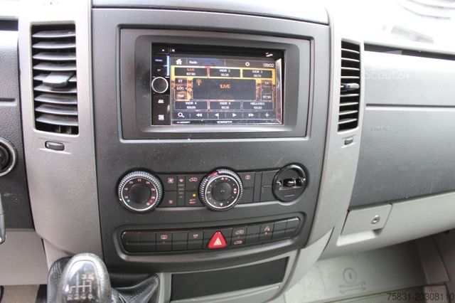 Umpikorja-auto VOLKSWAGEN Crafter 2.5 TDI Kasten 3,5 t + AHK, Klima,