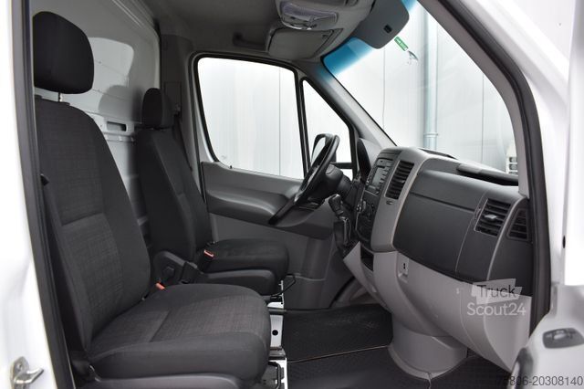 Furgoneta caja MERCEDES-BENZ Sprinter 314 CDI E6 Koffer Navi Klima