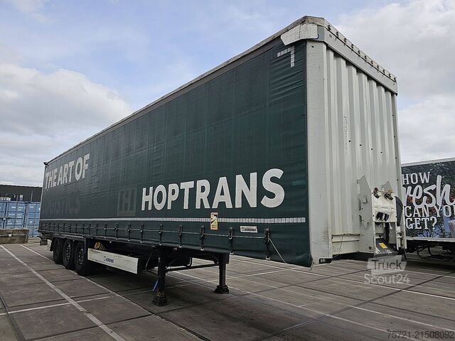 Przesuwne plandeki KRONE SD