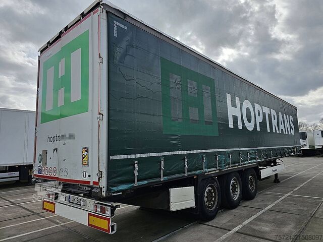 Przesuwne plandeki KRONE SD