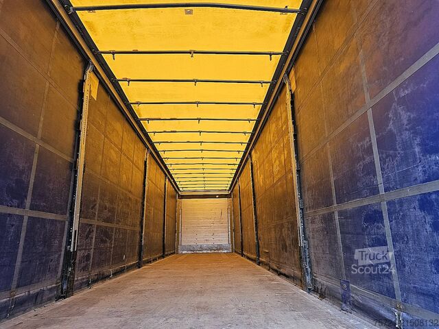 Sliding tarpaulins SCHMITZ SCB S3T TAILLIFT LBW KLEP