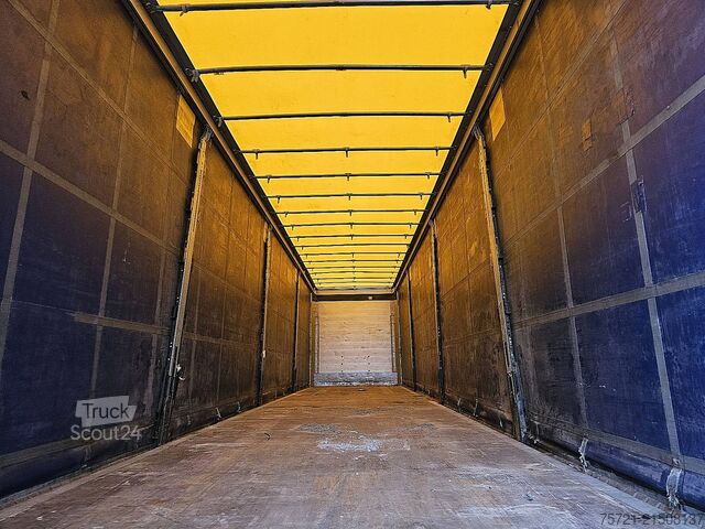 Sliding tarpaulins SCHMITZ SCB S3T TAILLIFT LBW KLEP