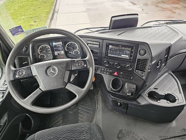 Benne MERCEDES-BENZ AROCS 3251