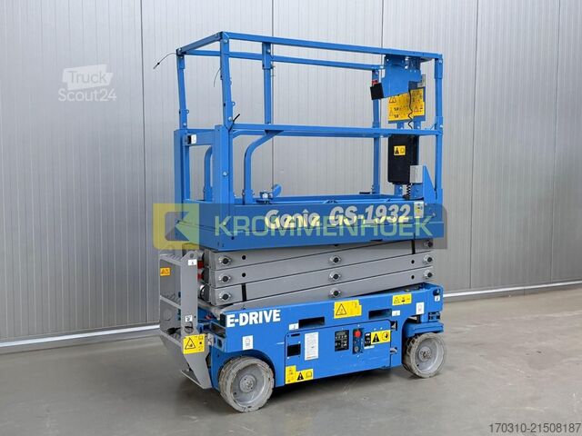 Ножичний підйомник Genie GS 1932 E-drive