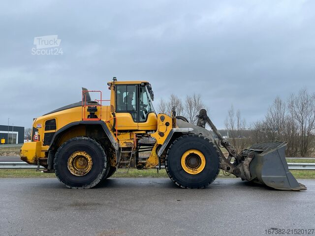 Lader Volvo L220H