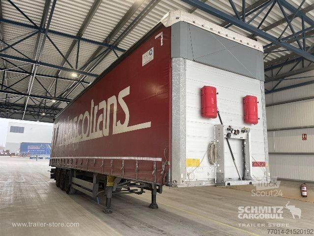 Otvorený náves s plachtou Schmitz Cargobull Curtainsider Standard