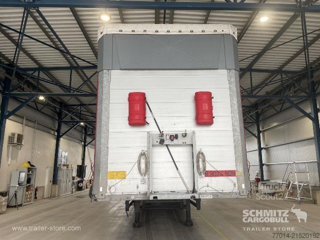 Otvorený náves s plachtou Schmitz Cargobull Curtainsider Standard
