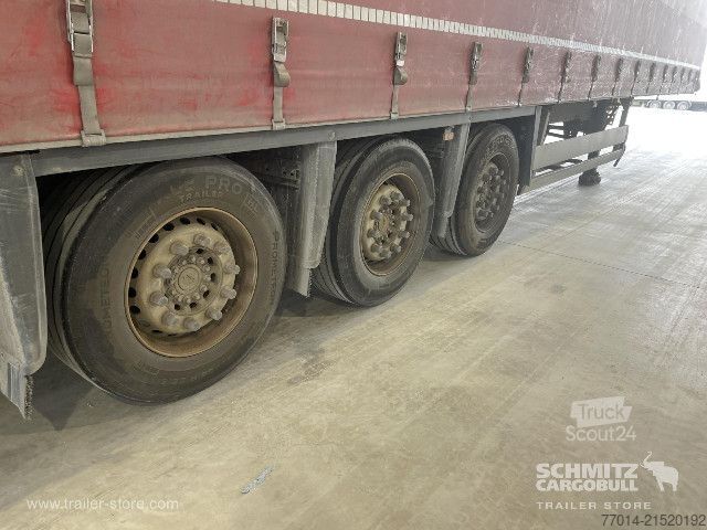 Otvorený náves s plachtou Schmitz Cargobull Curtainsider Standard