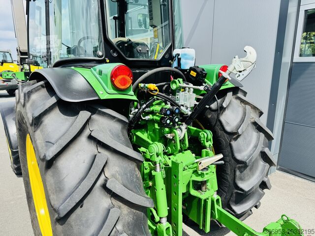 Traktor John Deere 5090 GF - 95 STD. - FRONTLADER