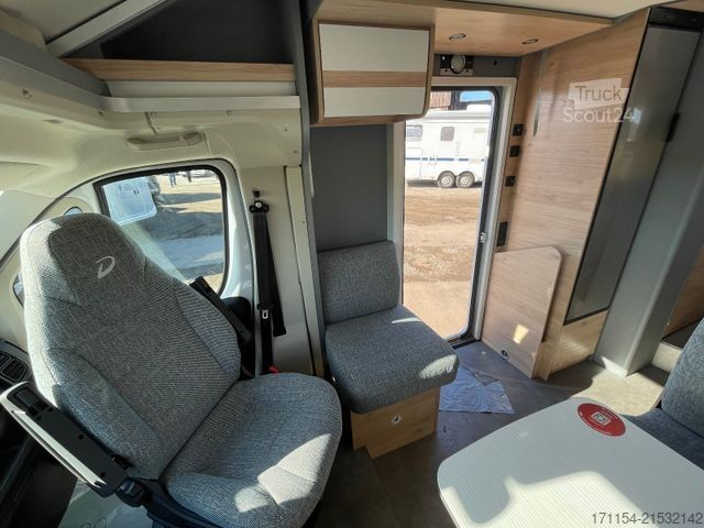 Semi-integrated camper DETHLEFFS Just T 7052 EB mit Hubbett,Fiat,Markise,RFK