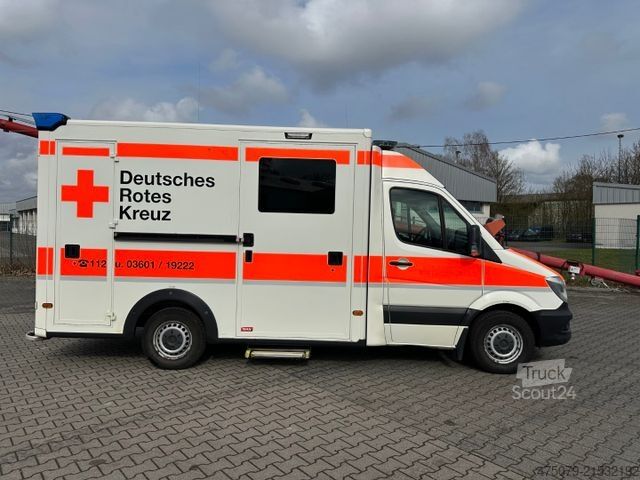 Feuerwehrfahrzeug MERCEDES-BENZ Sprinter 316 / RTW WAS Trage Liege