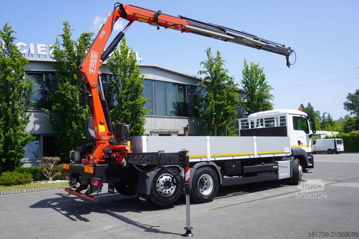 Plošina so žeriavom MAN TGS 26.360 Flatbed / Fassi F175 7.7 T /