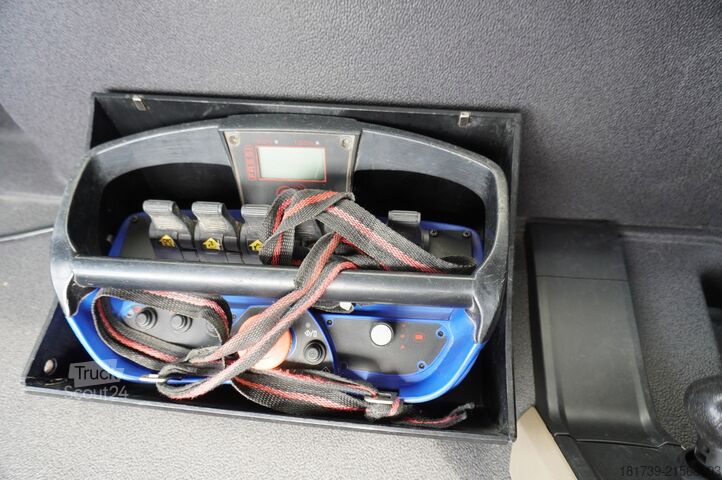 Plošina so žeriavom MAN TGS 26.420 6x4 / Fassi F215A.2.24